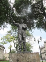 Full view of statue of Jos&eacute; Clemente Orozco