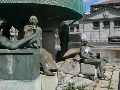 drained fountain