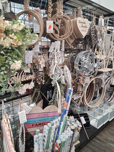 kitsch home decor