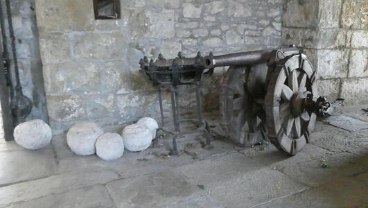 old cannon