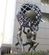 Sculpture near Myeong-dong (1) 