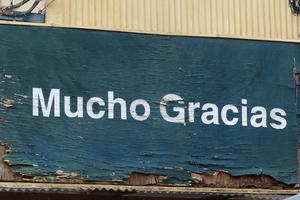 mucho gracias sign mucho gracias sign