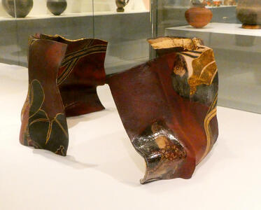 vessel in two parts