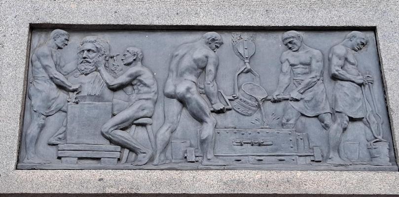 At left, workers carving a large bust. At right, workers pouring molten metal into a mold.